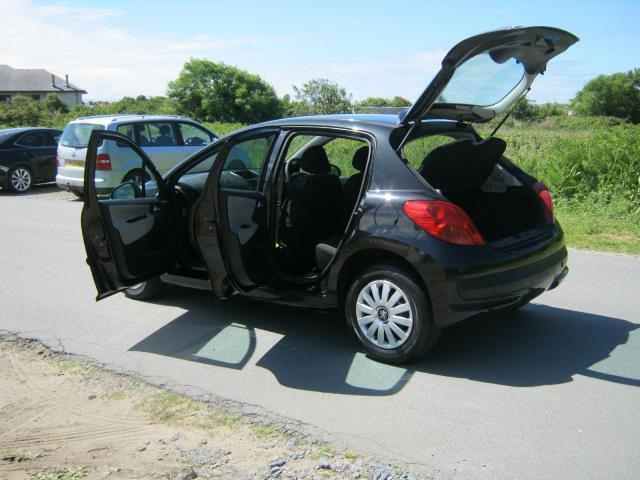 Peugeot 207 Urband 5 Door Hatchback